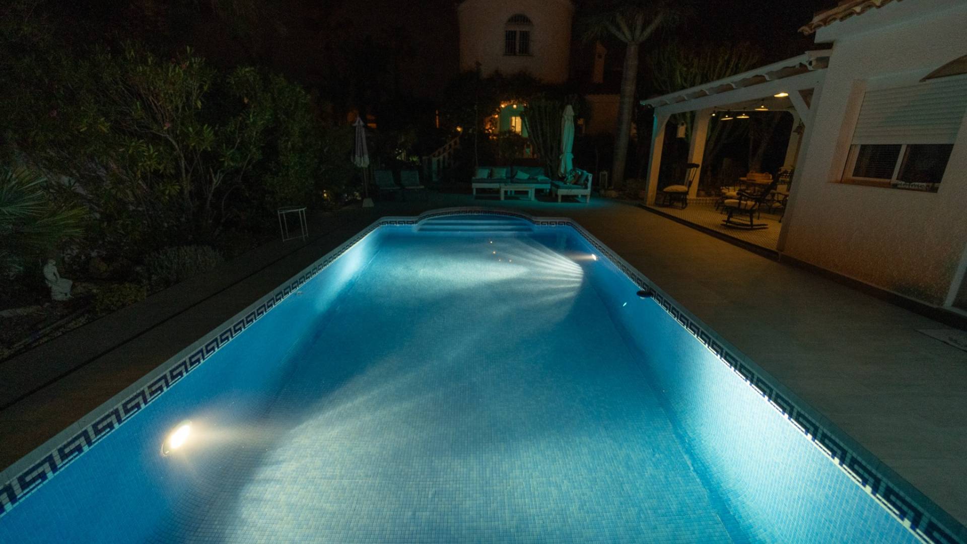 Second hand - Independent villa - Torrevieja - La Siesta - El Salado - Torreta