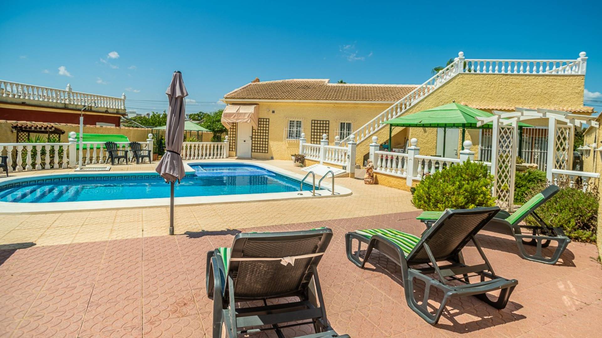 Second hand - Independent villa - Torrevieja - La siesta