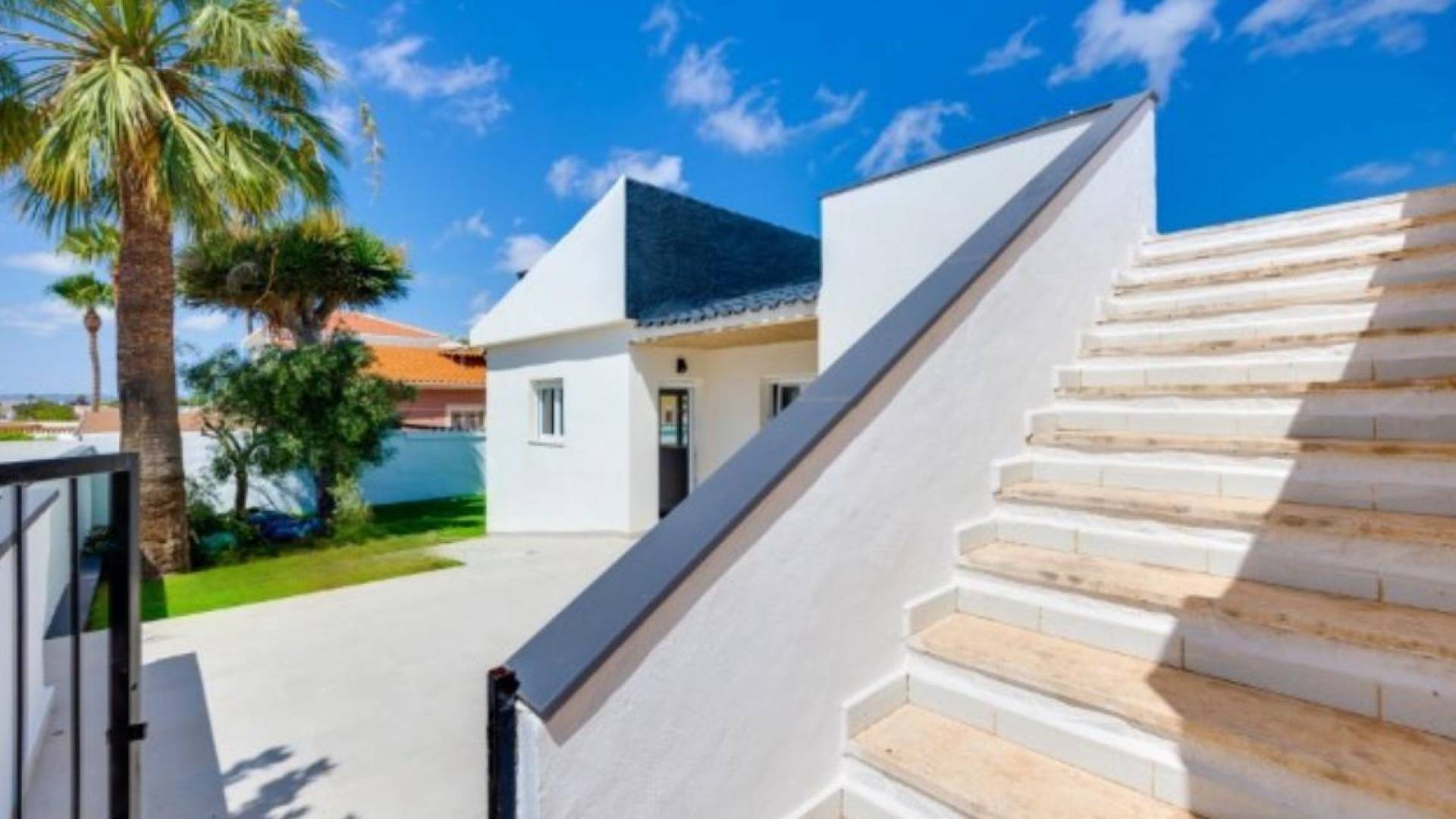 Second hand - Independent villa - Torrevieja - La siesta