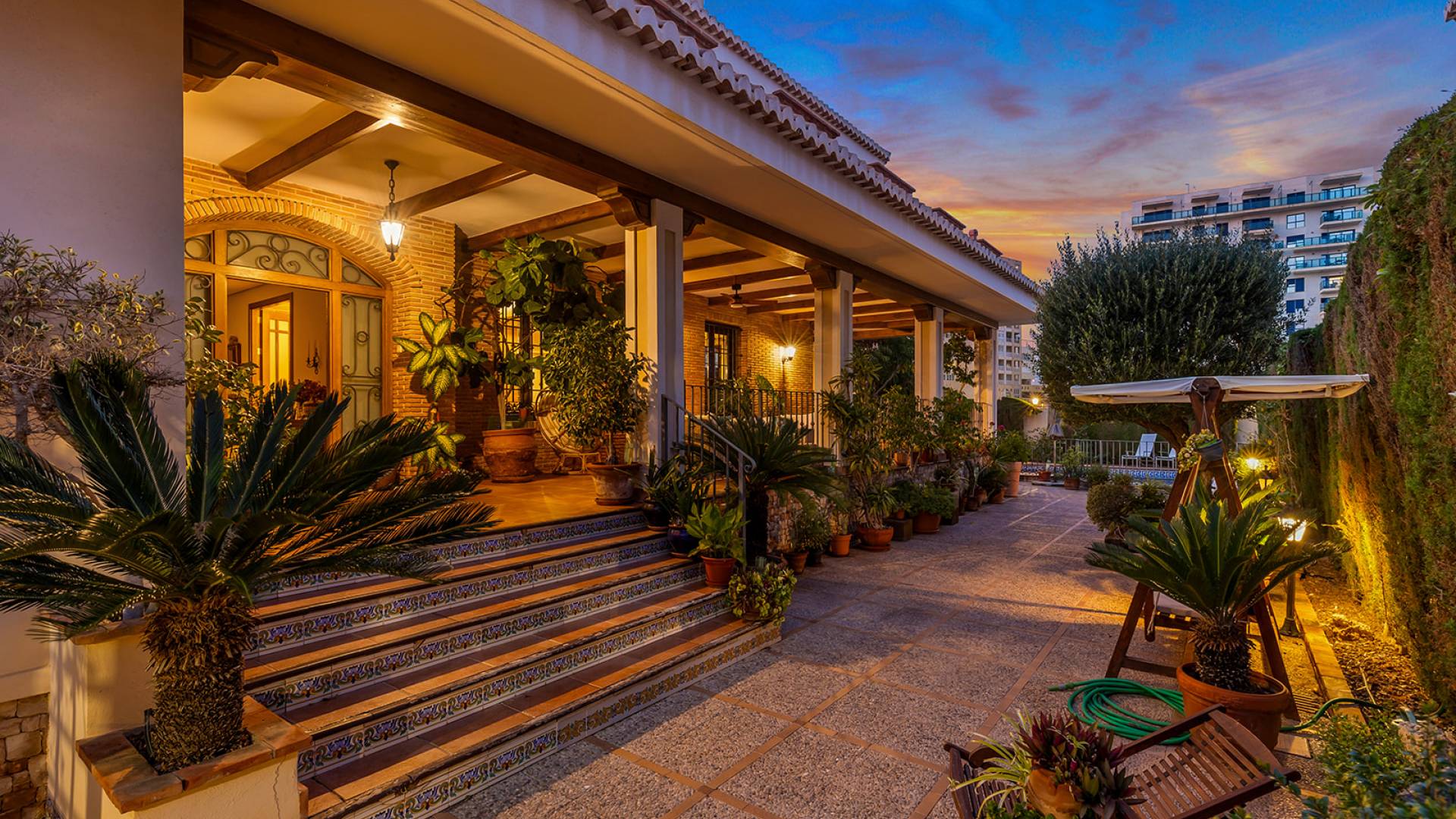 Second hand - Independent villa - Torrevieja - La veleta