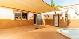 Second hand - Independent villa - Torrevieja - Los altos