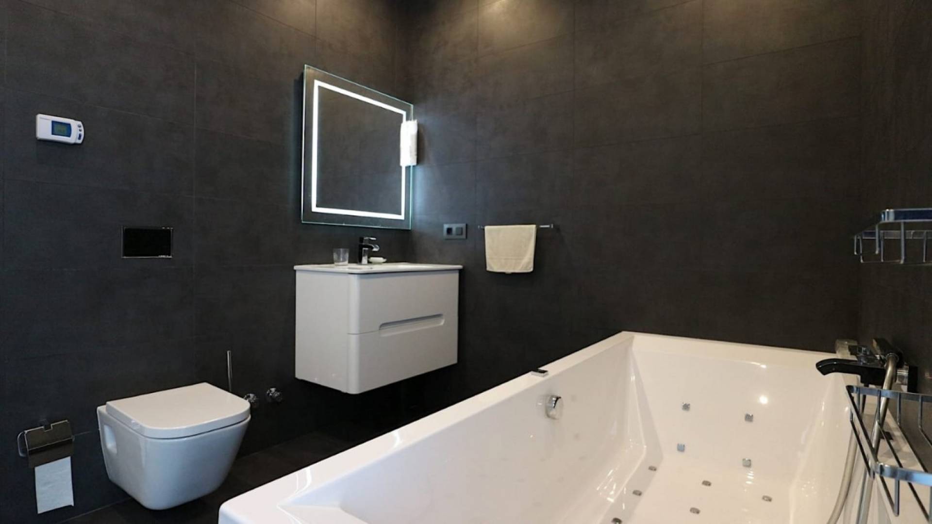 Second hand - Independent villa - Torrevieja - Los Angeles