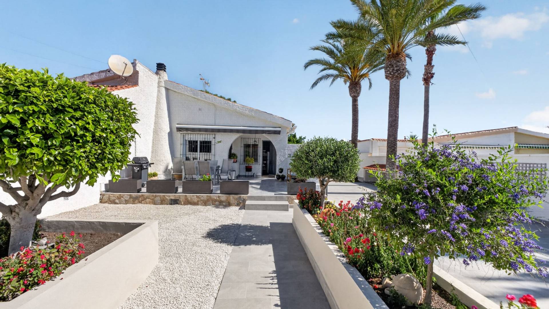 Second hand - Independent villa - Torrevieja - Los Angeles