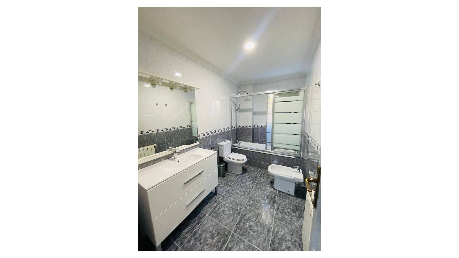 Second hand - Independent villa - Torrevieja - Los Balcones - Los Altos del Edén