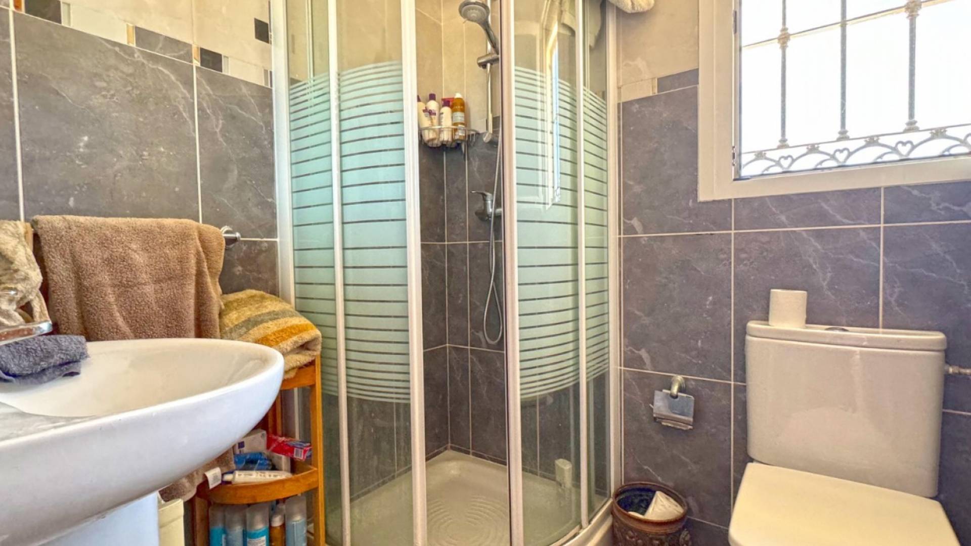 Second hand - Independent villa - Torrevieja - Los Balcones - Los Altos del Edén