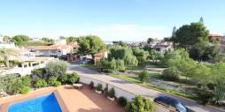 Second hand - Independent villa - Torrevieja - Los Balcones - Los Altos del Edén