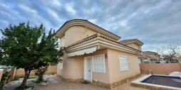 Second hand - Independent villa - Torrevieja - Los Balcones - Los Altos del Edén