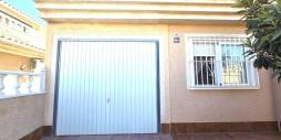 Second hand - Independent villa - Torrevieja - Los Balcones - Los Altos del Edén