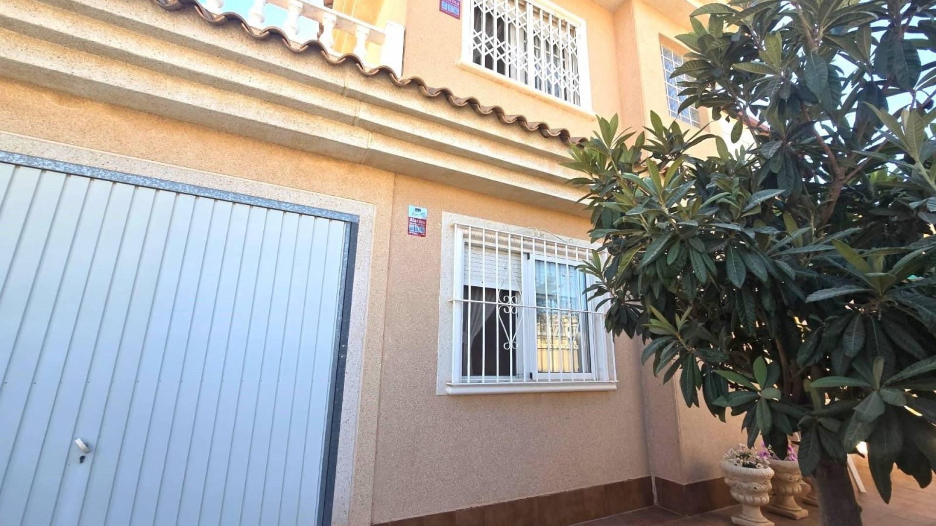 Second hand - Independent villa - Torrevieja - Los Balcones - Los Altos del Edén