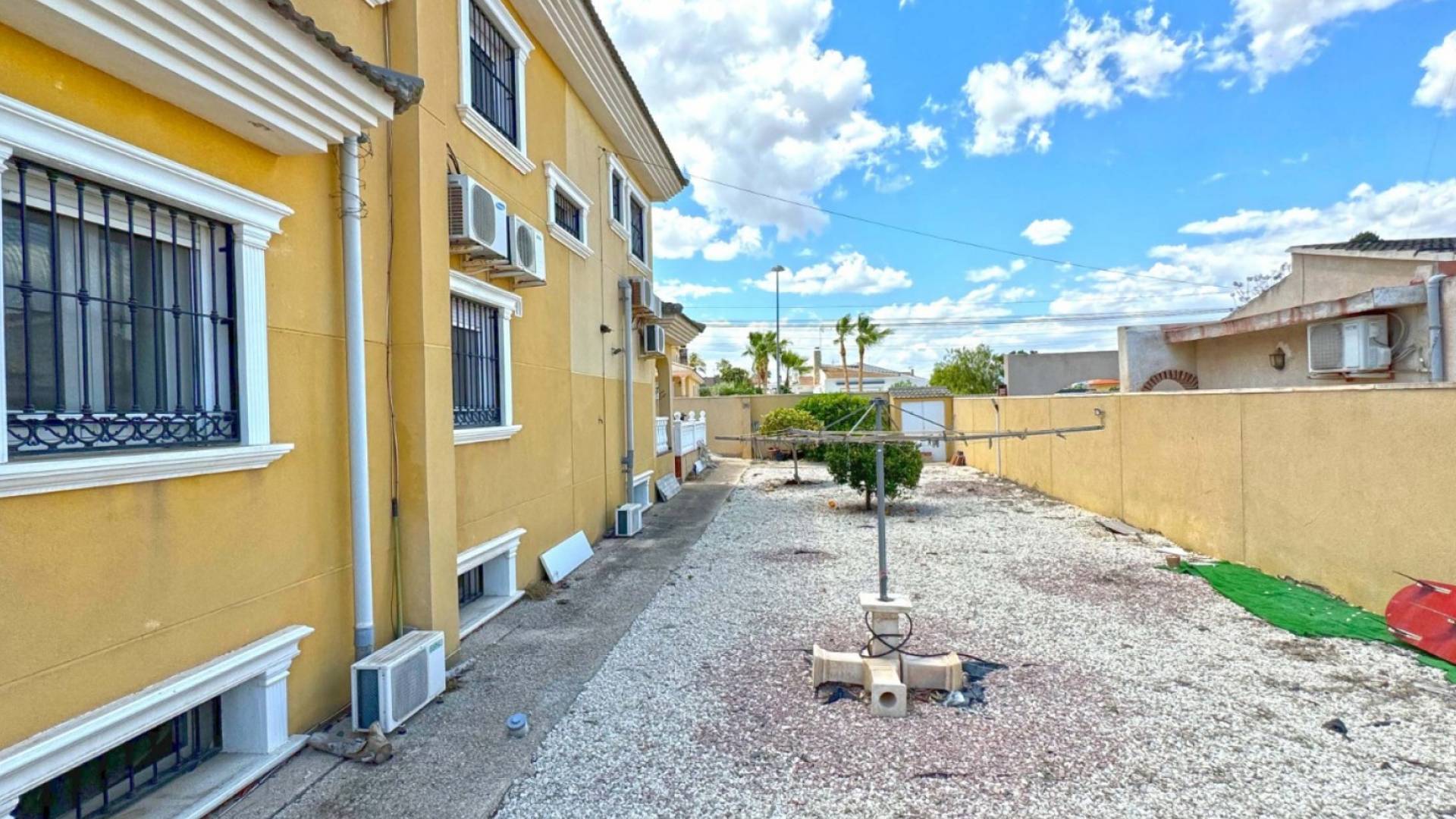 Second hand - Independent villa - Torrevieja - Los balcones