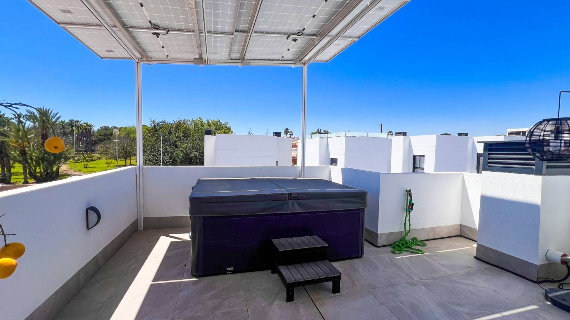 Second hand - Independent villa - Torrevieja - Los Balcones