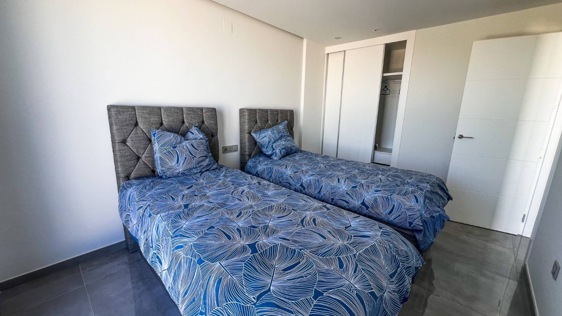 Second hand - Independent villa - Torrevieja - Los Balcones
