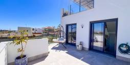 Second hand - Independent villa - Torrevieja - Los Balcones