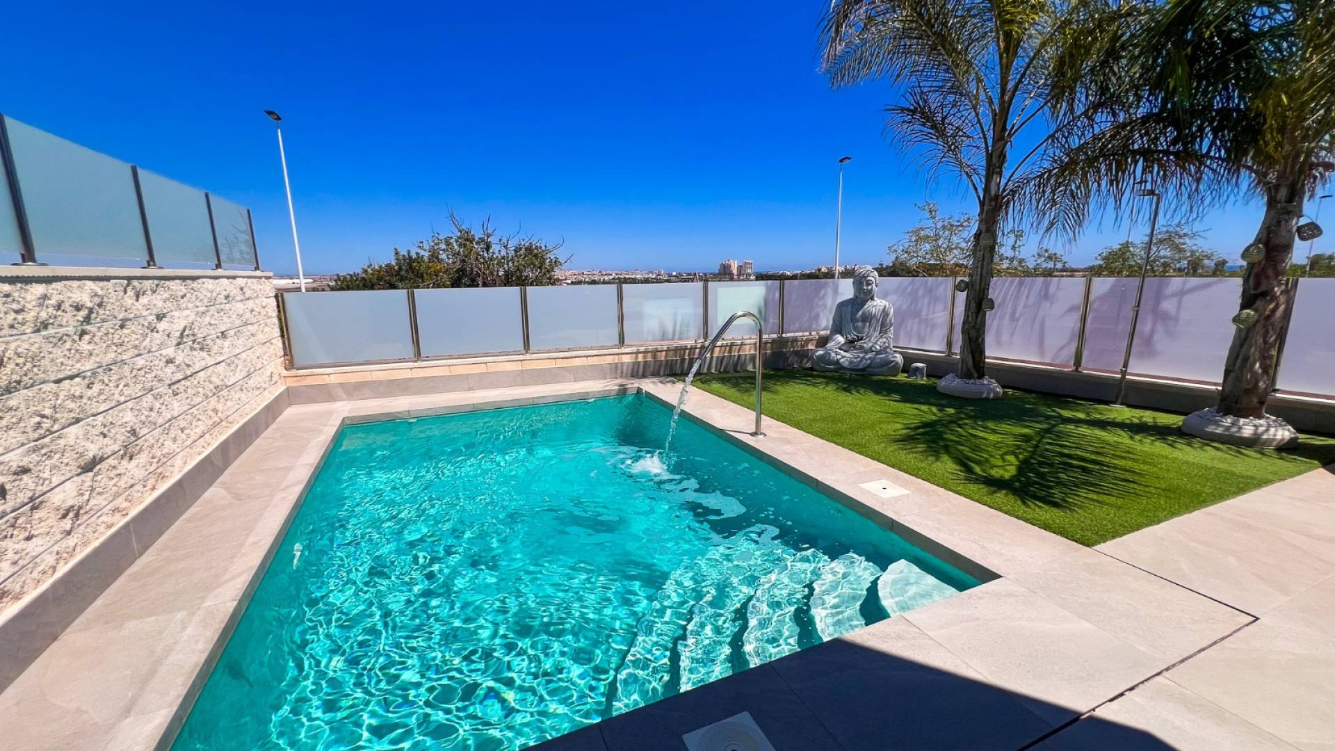 Second hand - Independent villa - Torrevieja - Los Balcones