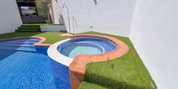 Second hand - Independent villa - Torrevieja - Los Balcones