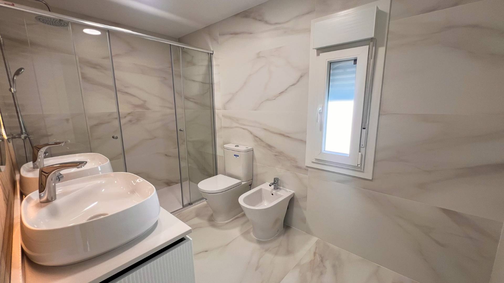 Second hand - Independent villa - Torrevieja - Los Balcones