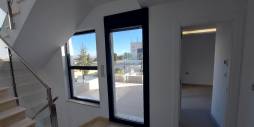 Second hand - Independent villa - Torrevieja - Los balcones