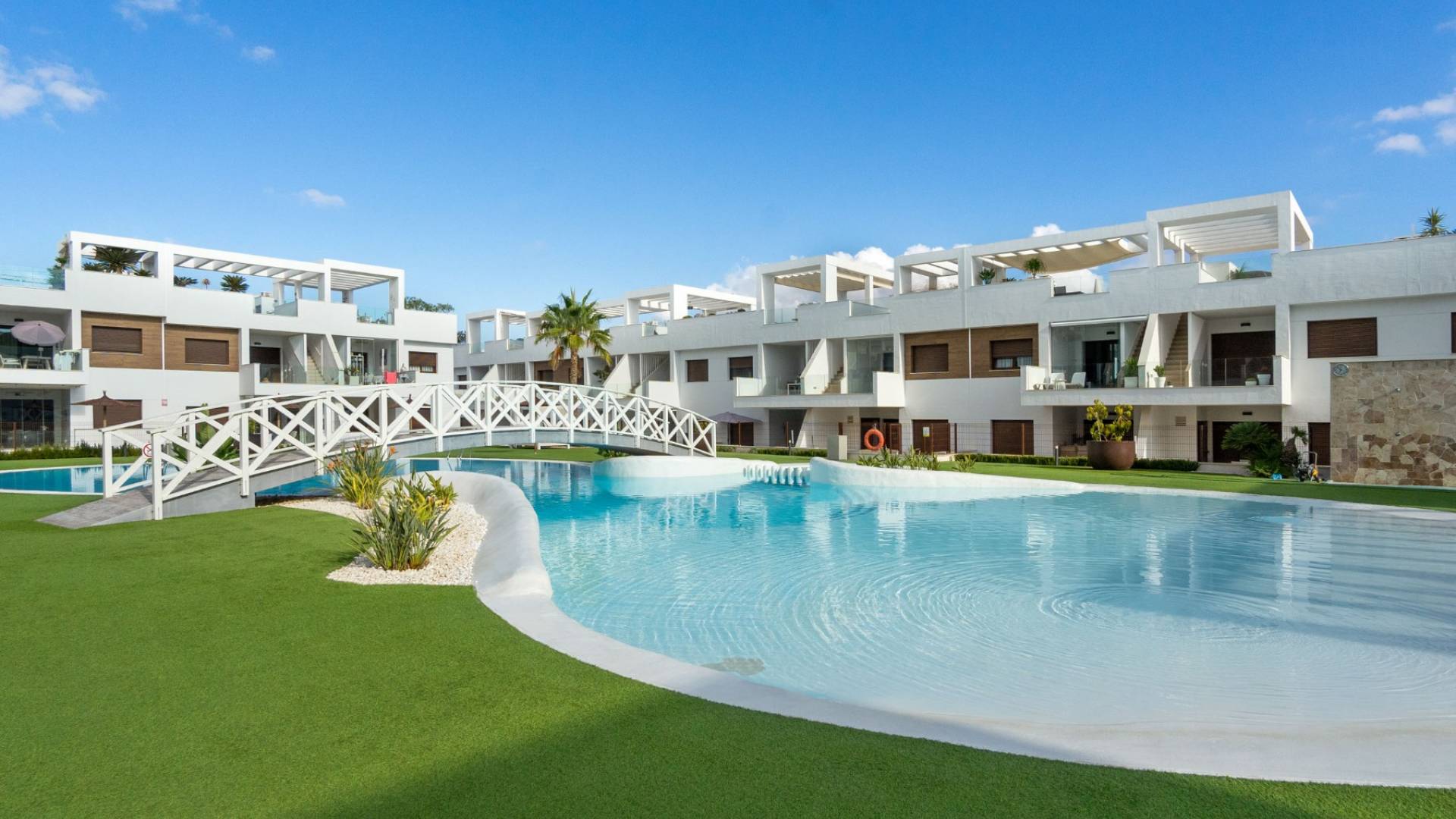 Second hand - Independent villa - Torrevieja - Los balcones