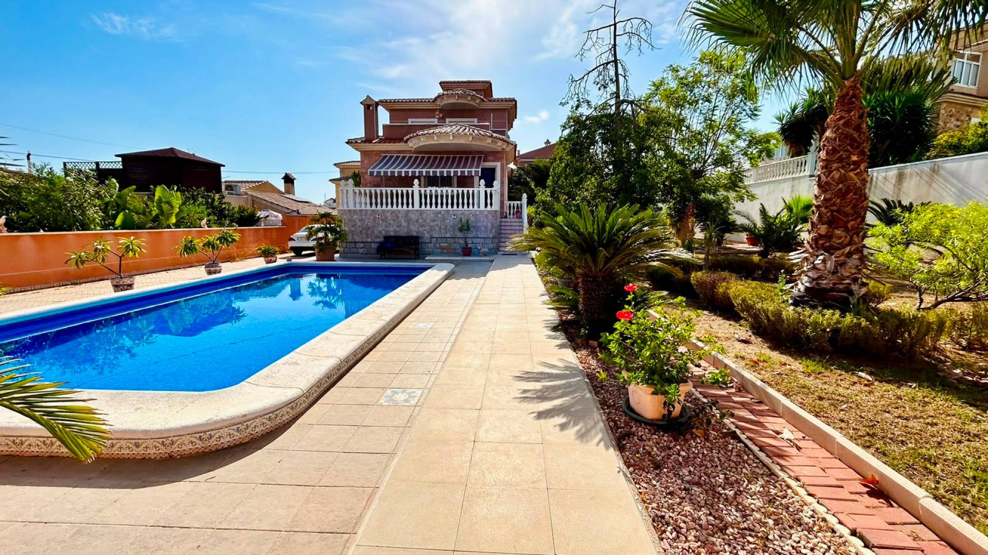 Second hand - Independent villa - Torrevieja - Los balcones