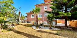 Second hand - Independent villa - Torrevieja - Los balcones