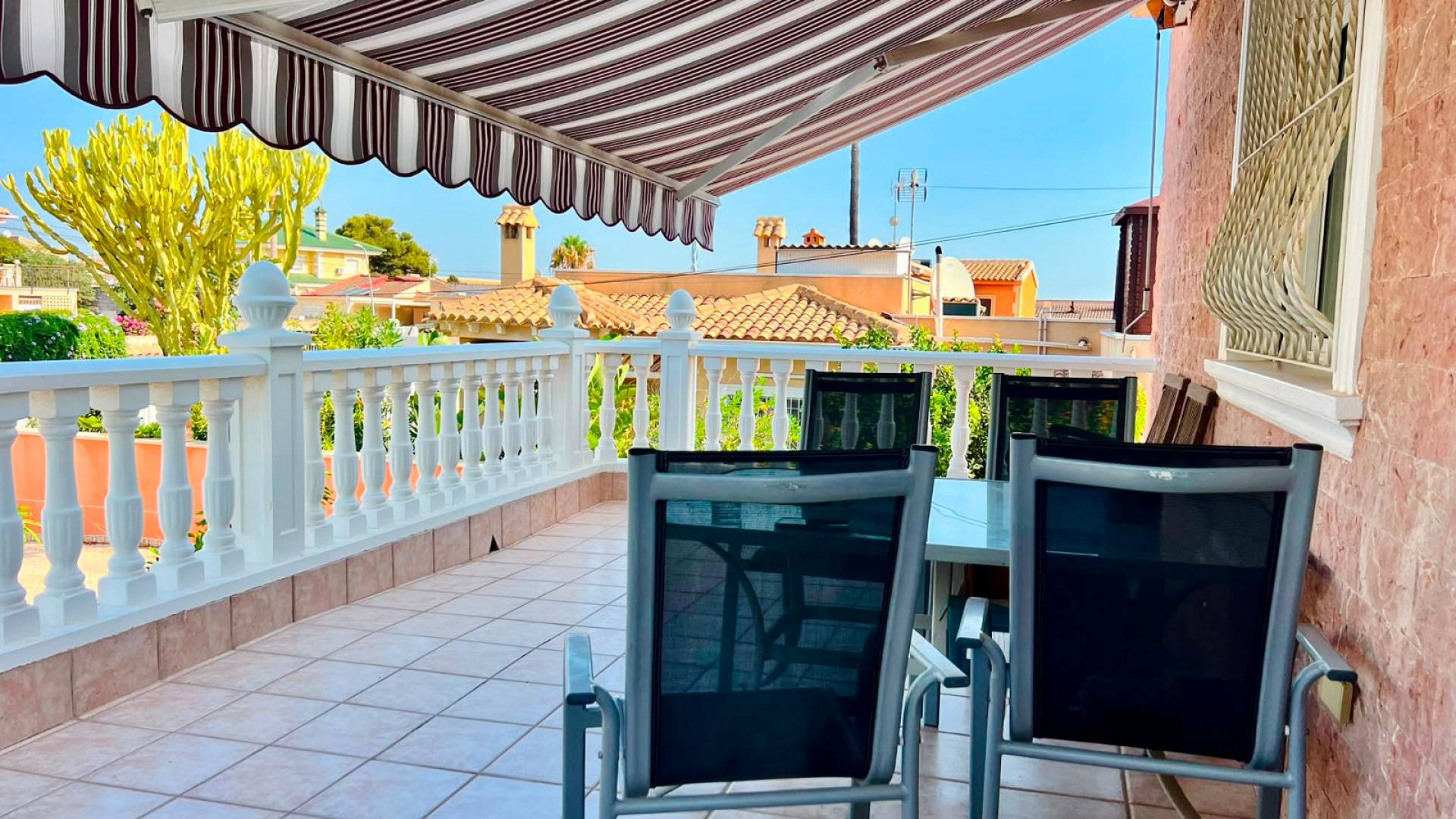 Second hand - Independent villa - Torrevieja - Los balcones