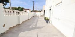 Second hand - Independent villa - Torrevieja - Los balcones