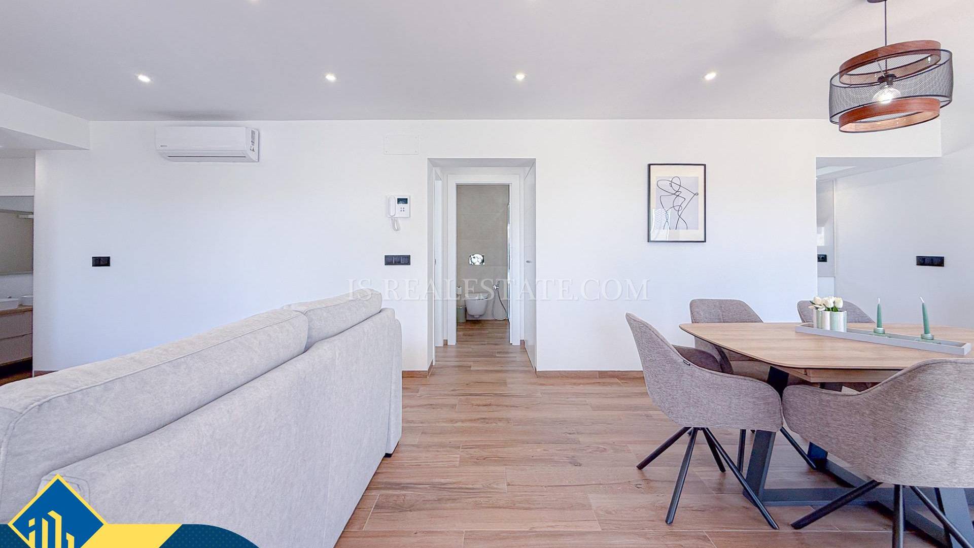 Second hand - Independent villa - Torrevieja - Los balcones