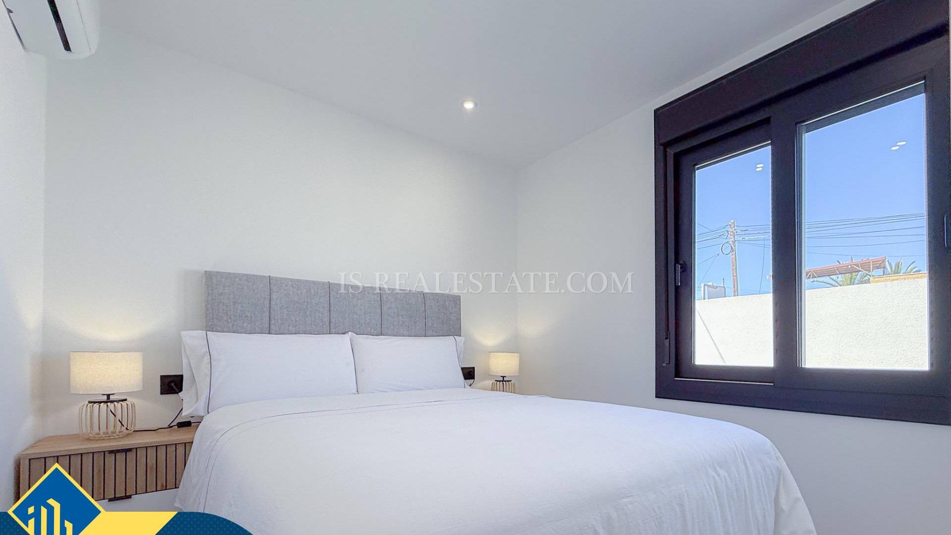 Second hand - Independent villa - Torrevieja - Los balcones