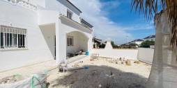 Second hand - Independent villa - Torrevieja - Los balcones