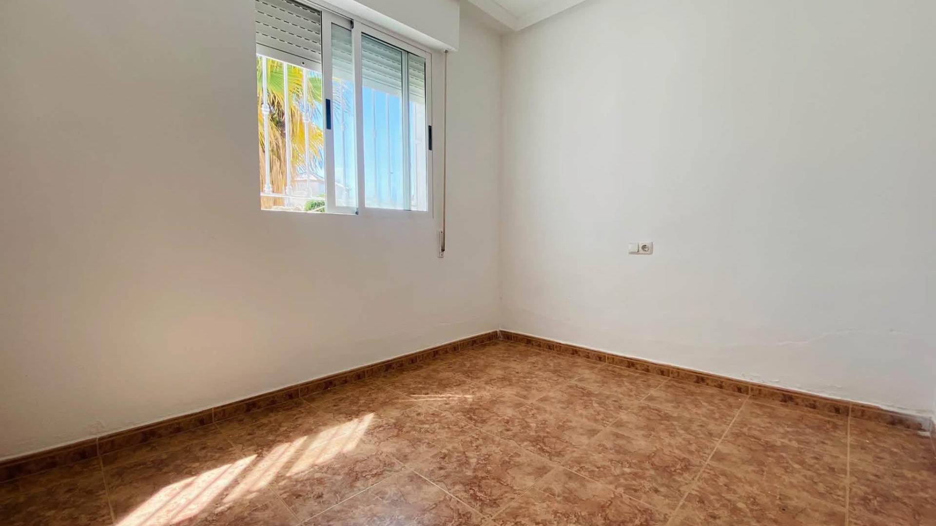 Second hand - Independent villa - Torrevieja - Los balcones