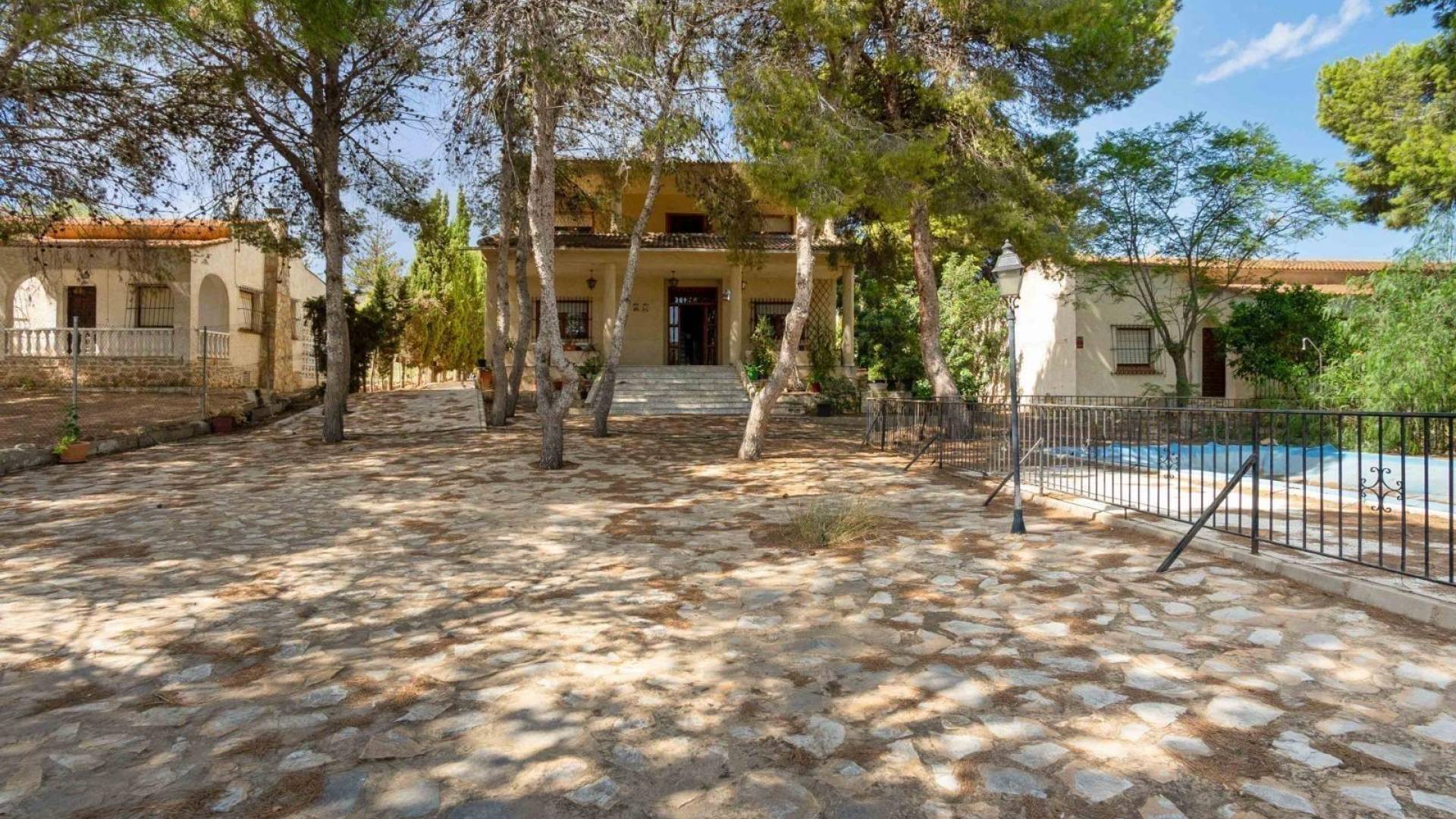 Second hand - Independent villa - Torrevieja - Los balcones