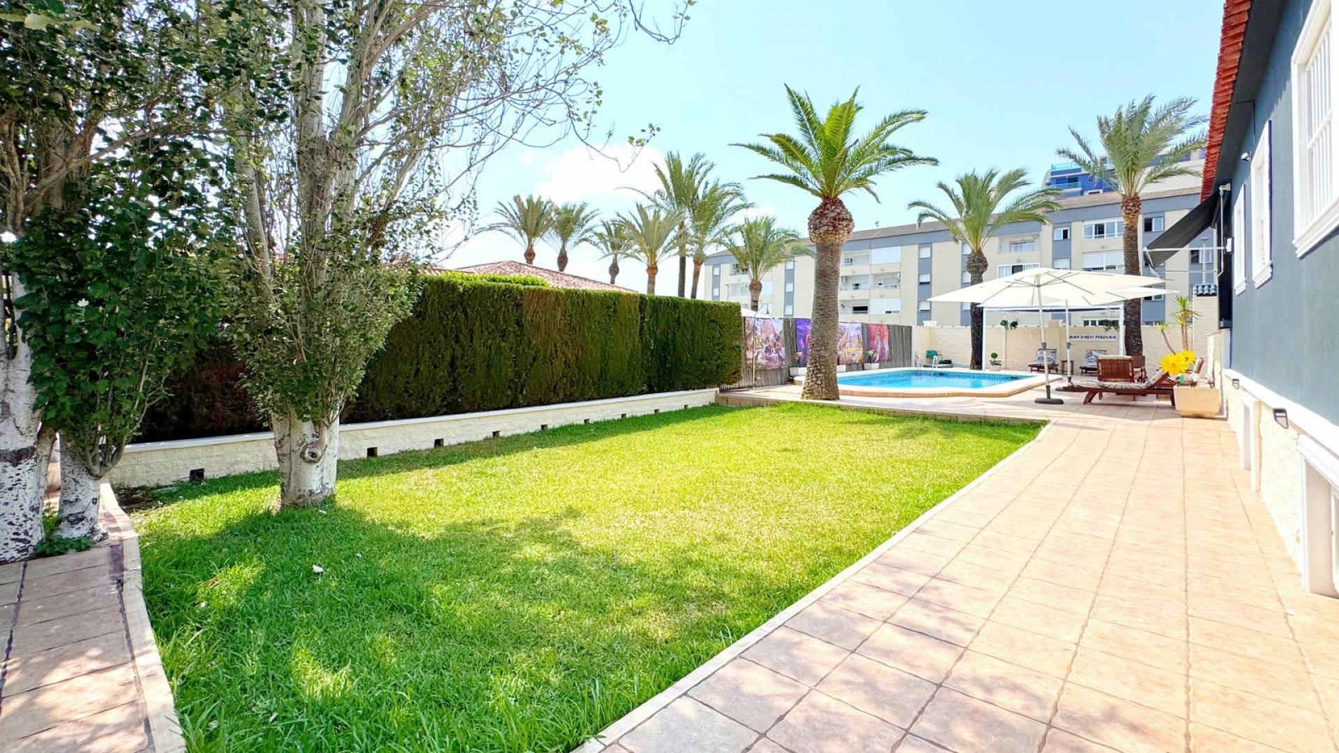 Second hand - Independent villa - Torrevieja - Rocio del Mar