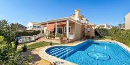 Second hand - Independent villa - Torrevieja - Torrelamata - La Mata