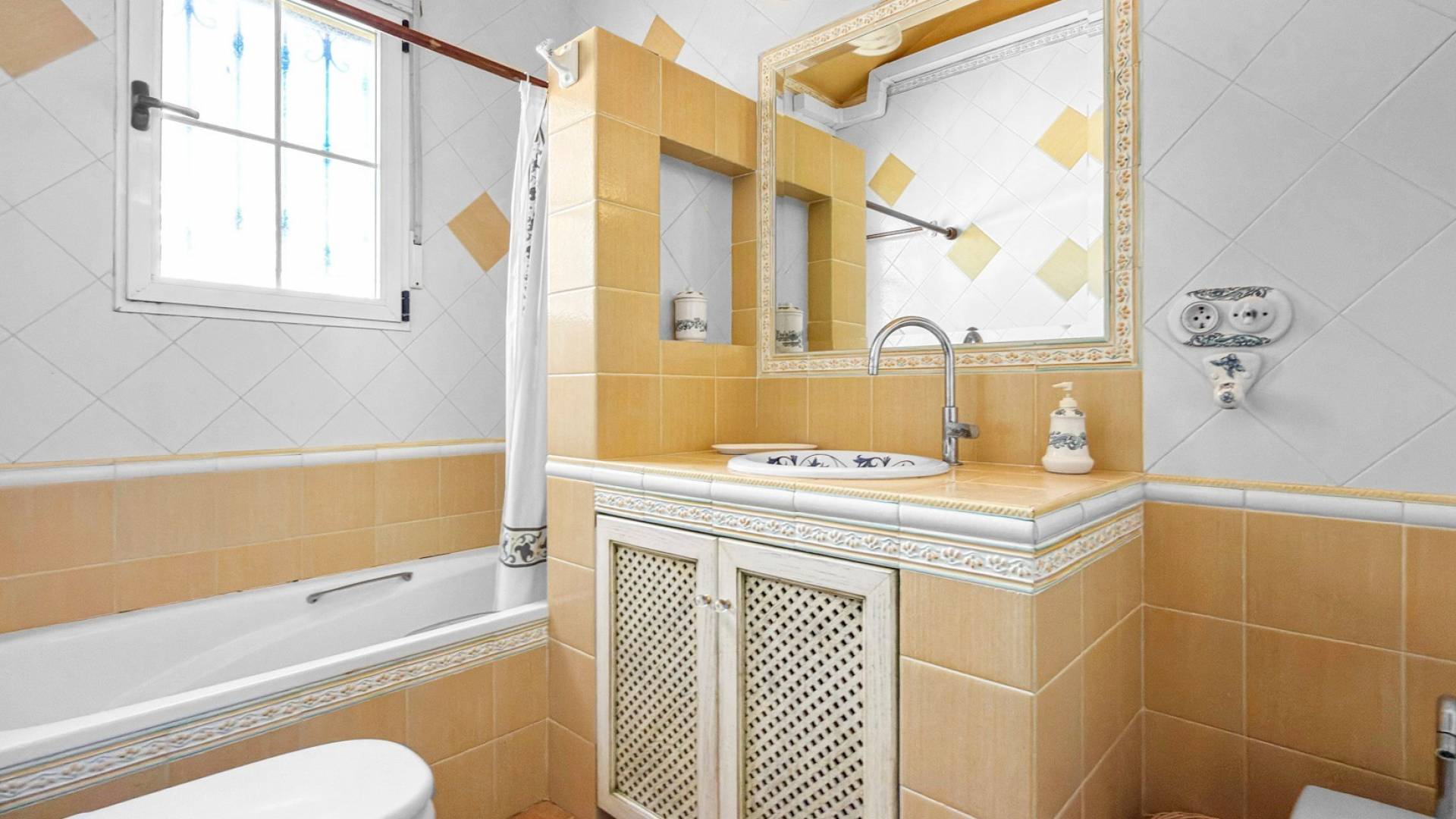 Second hand - Independent villa - Torrevieja - Torrelamata - La Mata