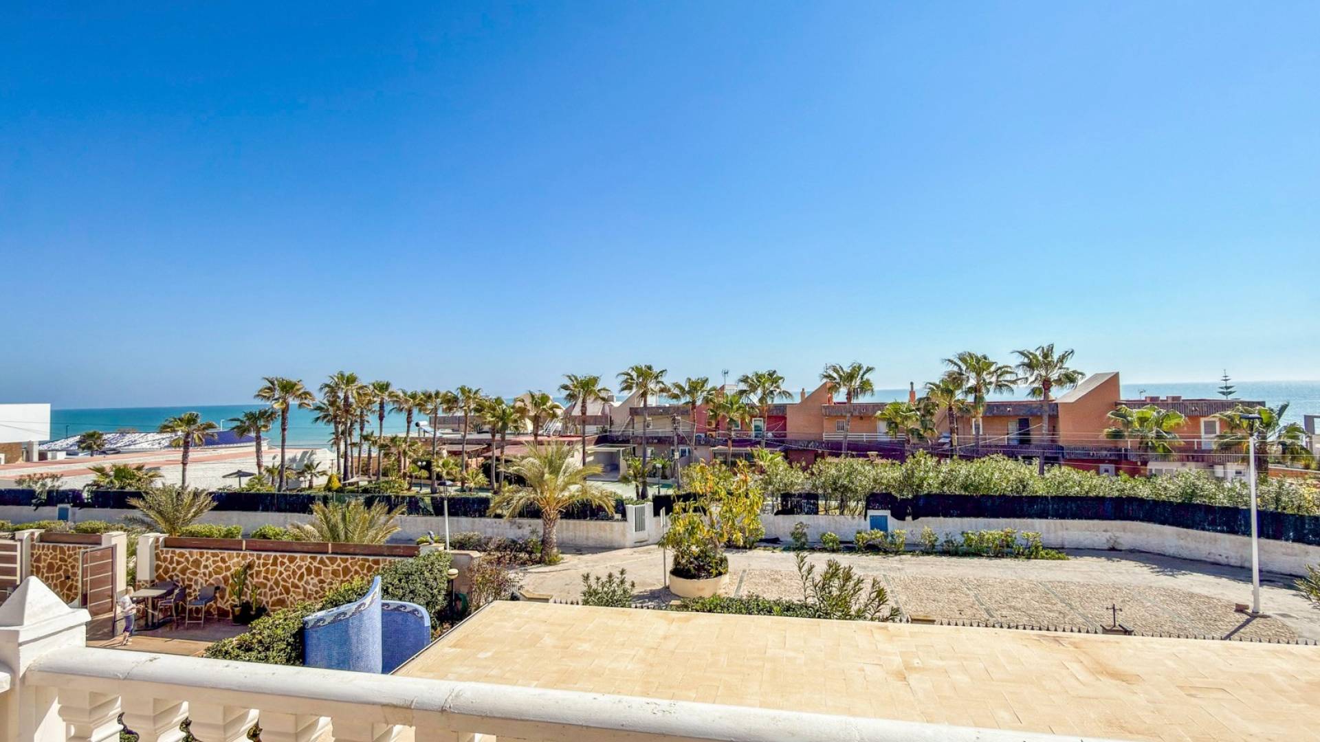 Second hand - Independent villa - Torrevieja - Torrelamata - La Mata