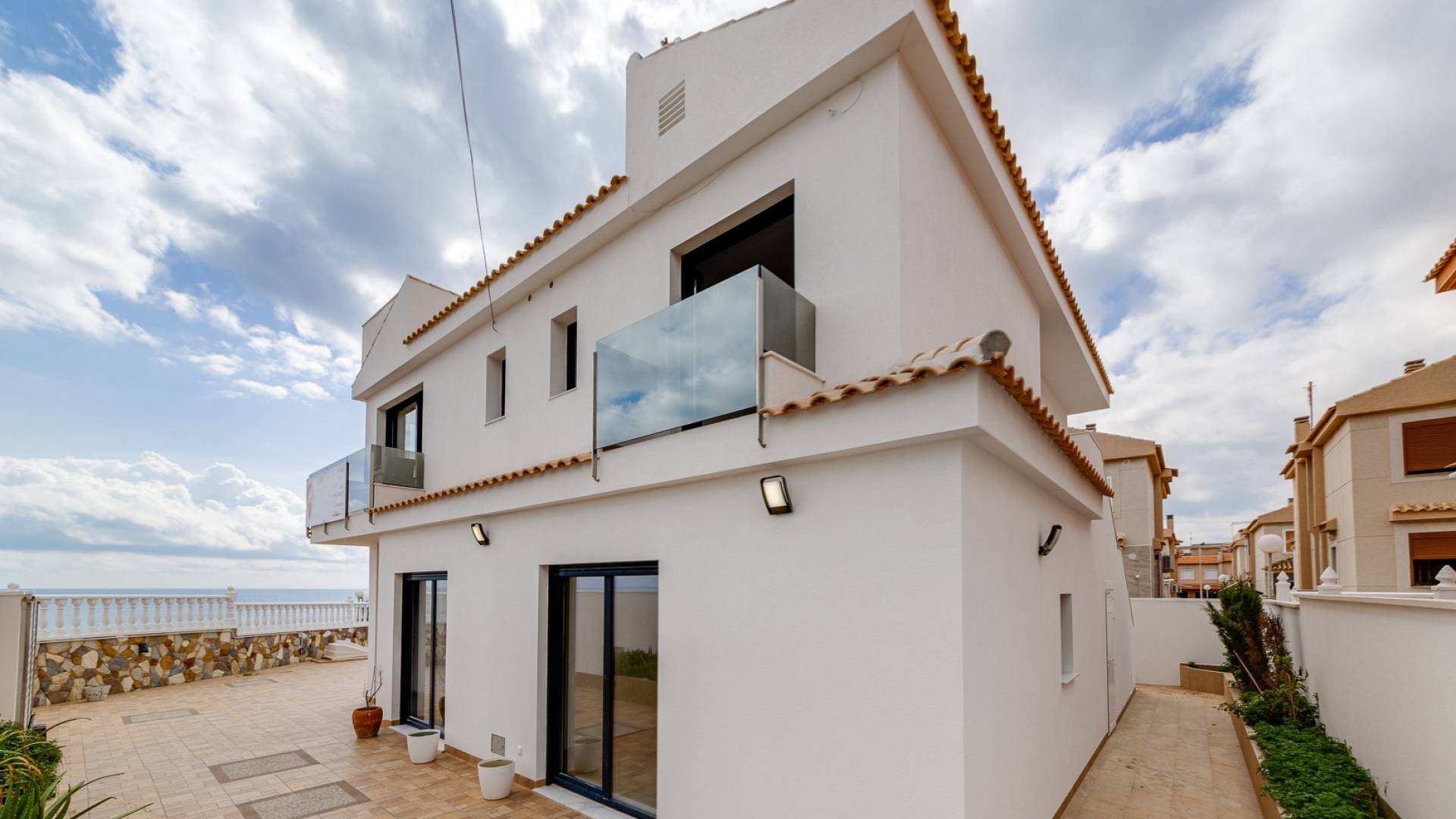 Second hand - Independent villa - Torrevieja - Torrelamata - La Mata