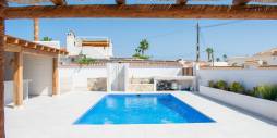 Second hand - Independent villa - Torrevieja - Torreta florida
