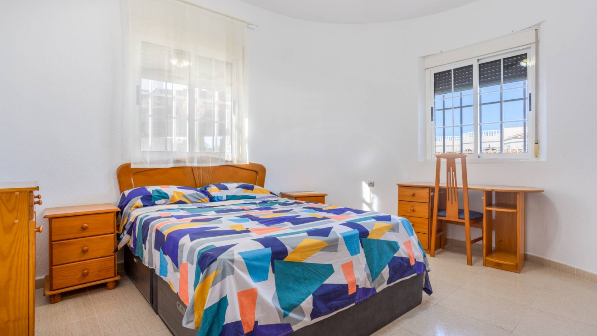 Second hand - Independent villa - Torrevieja - Urbanización San Luis