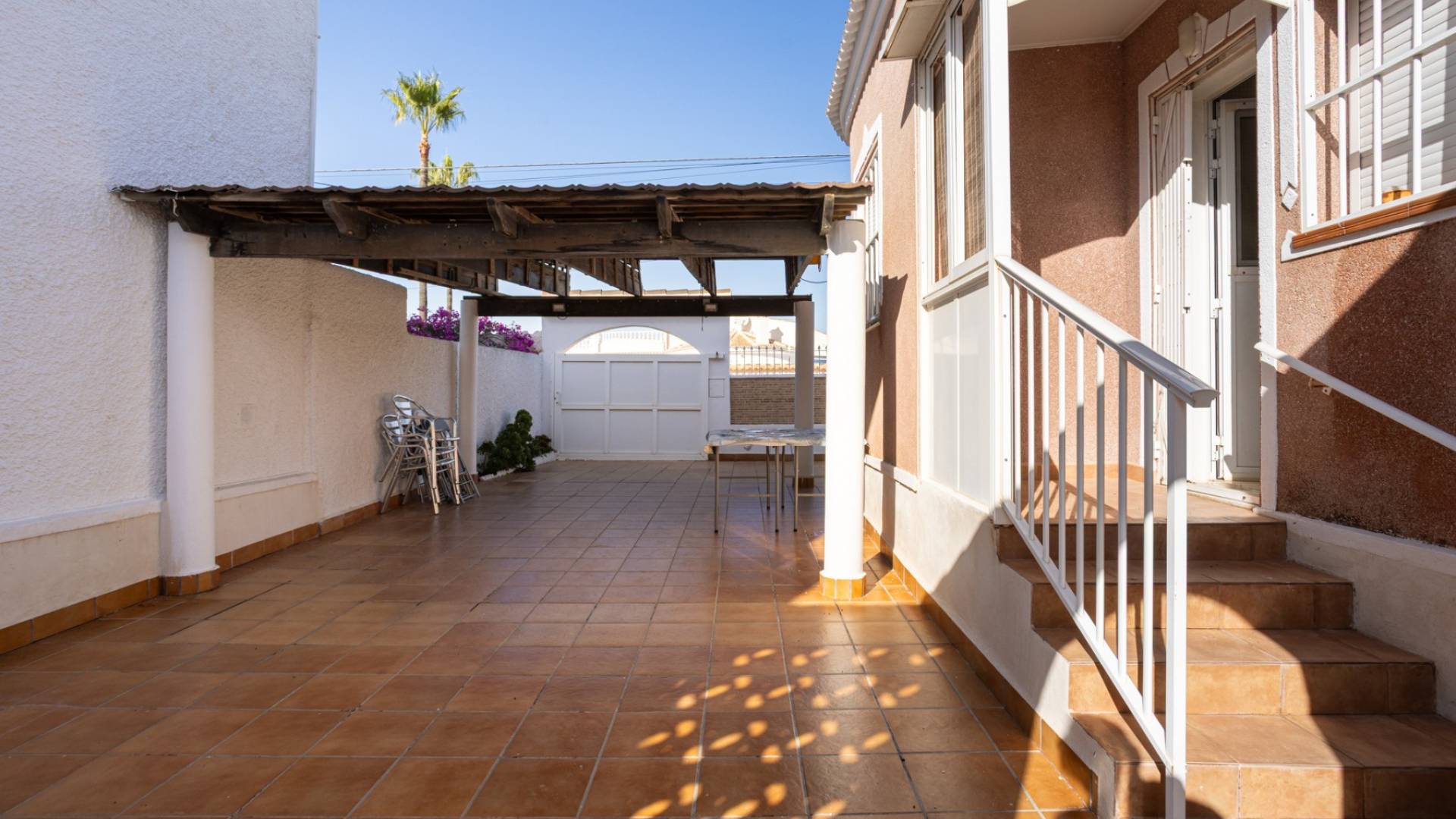 Second hand - Independent villa - Torrevieja - Urbanización San Luis