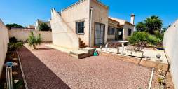 Second hand - Independent villa - Torrevieja - Urbanización San Luis