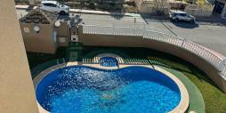 Second hand - Independent villa - Torrevieja - VILLAMARTIN