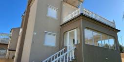 Second hand - Independent villa - Torrevieja - VILLAMARTIN