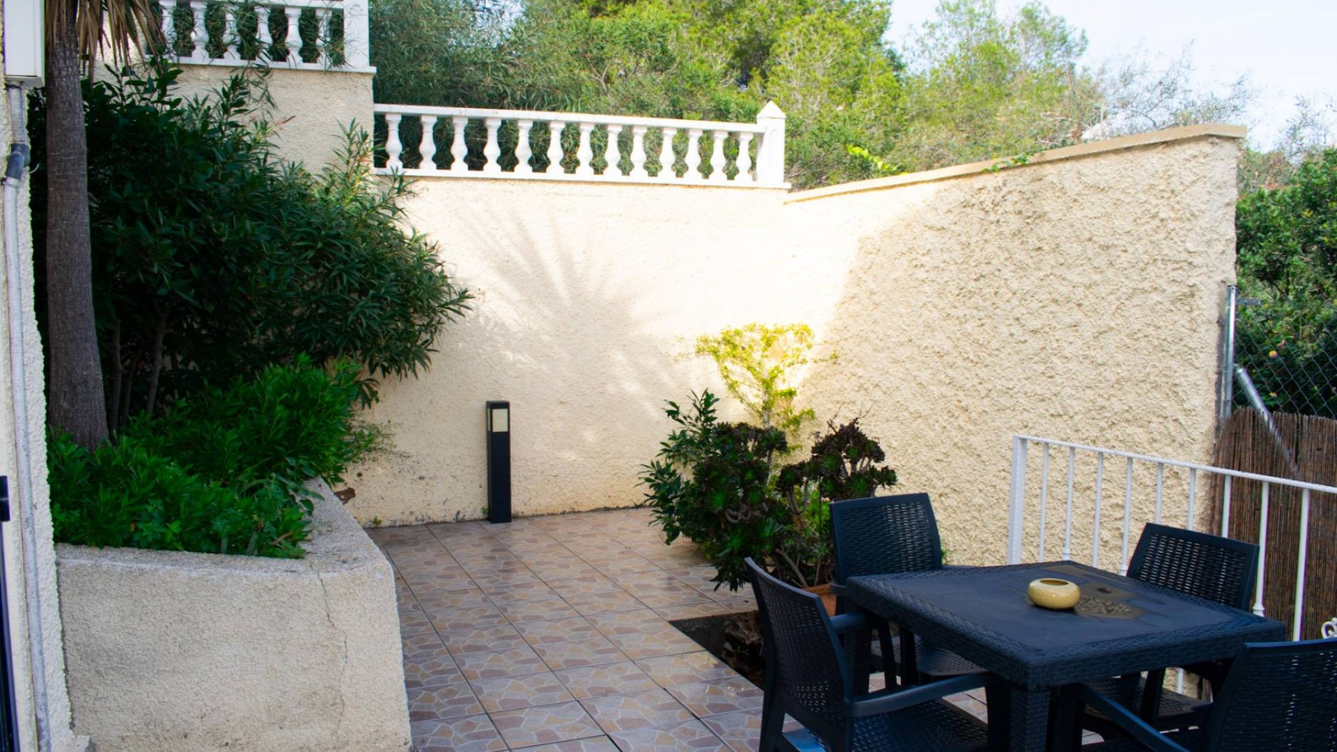 Second hand - Independent villa - Torrevieja