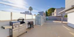 Second hand - Independent villa - Torrevieja