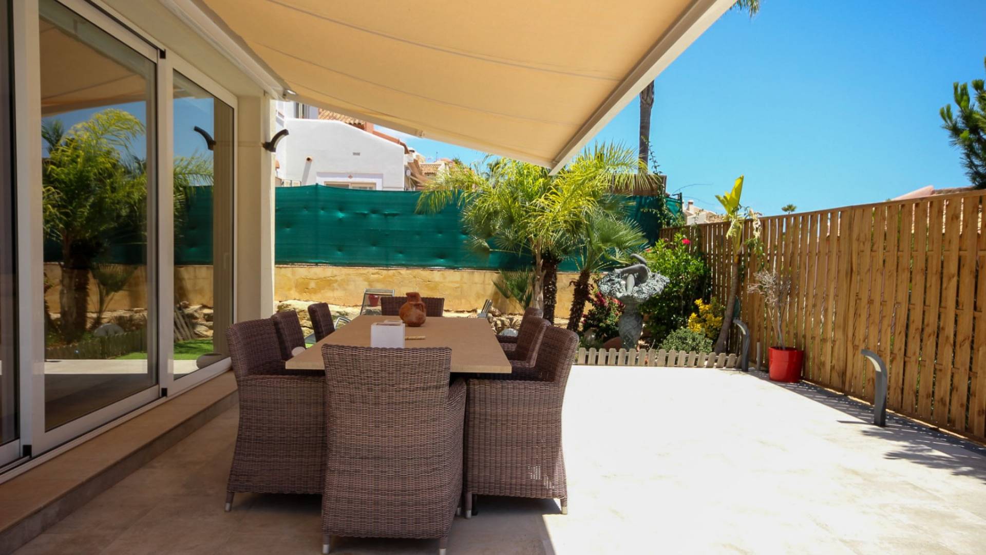 Second hand - Independent villa - Villajoyosa