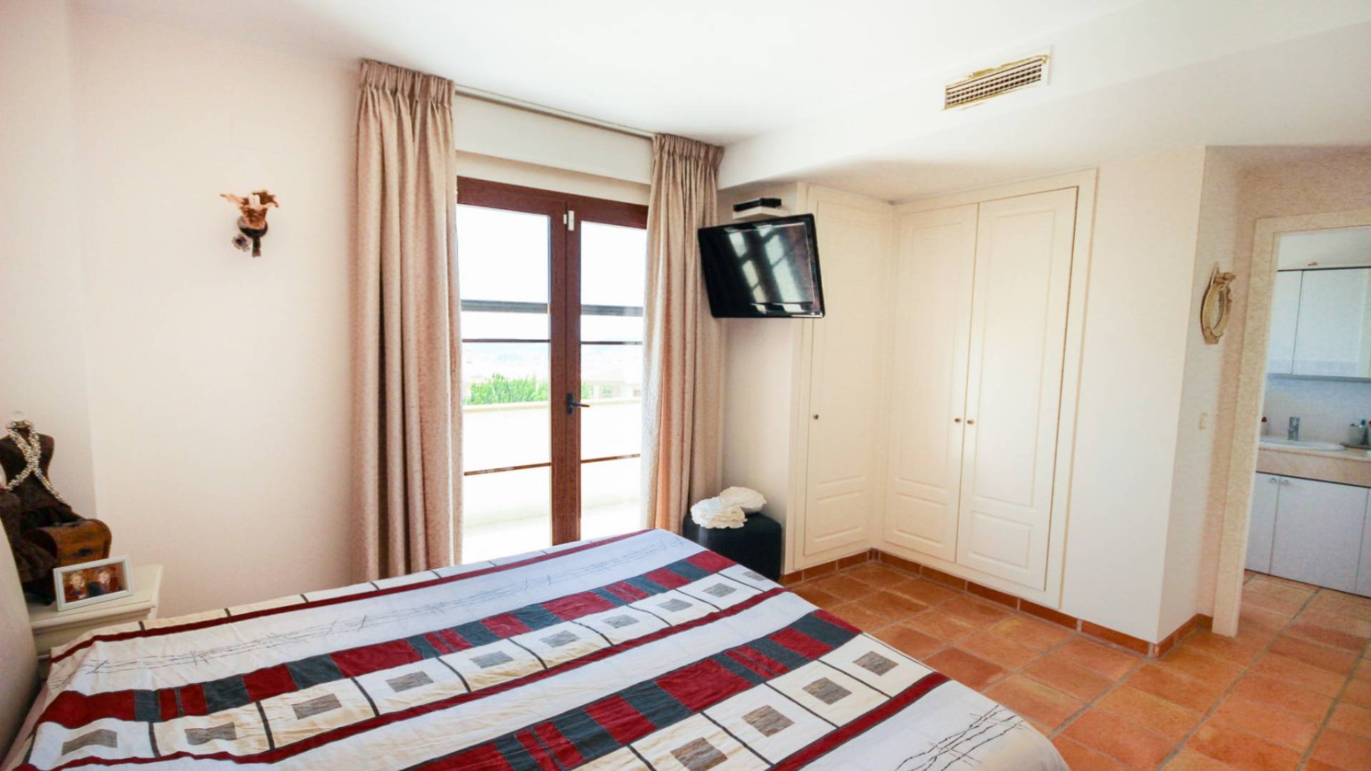 Second hand - Independent villa - Villajoyosa