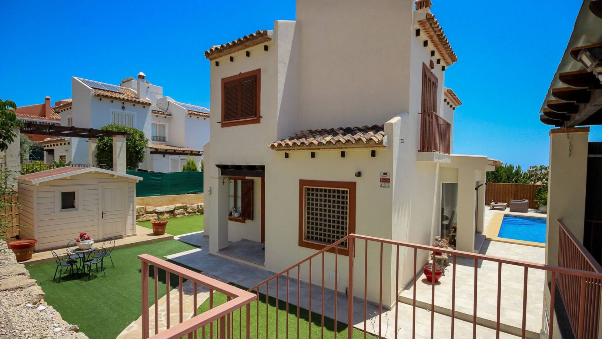 Second hand - Independent villa - Villajoyosa