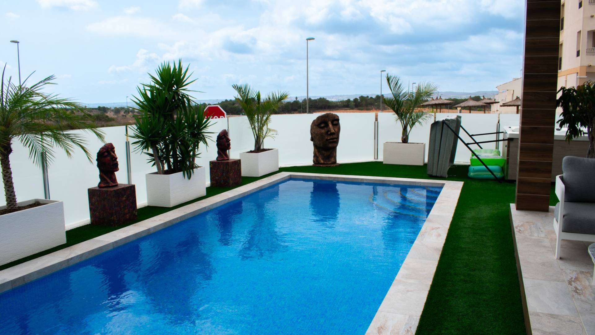 Second hand - Independent villa - Vistabella Golf