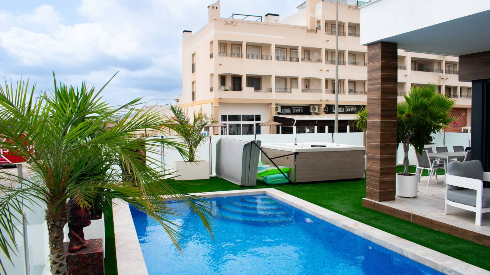 Second hand - Independent villa - Vistabella Golf