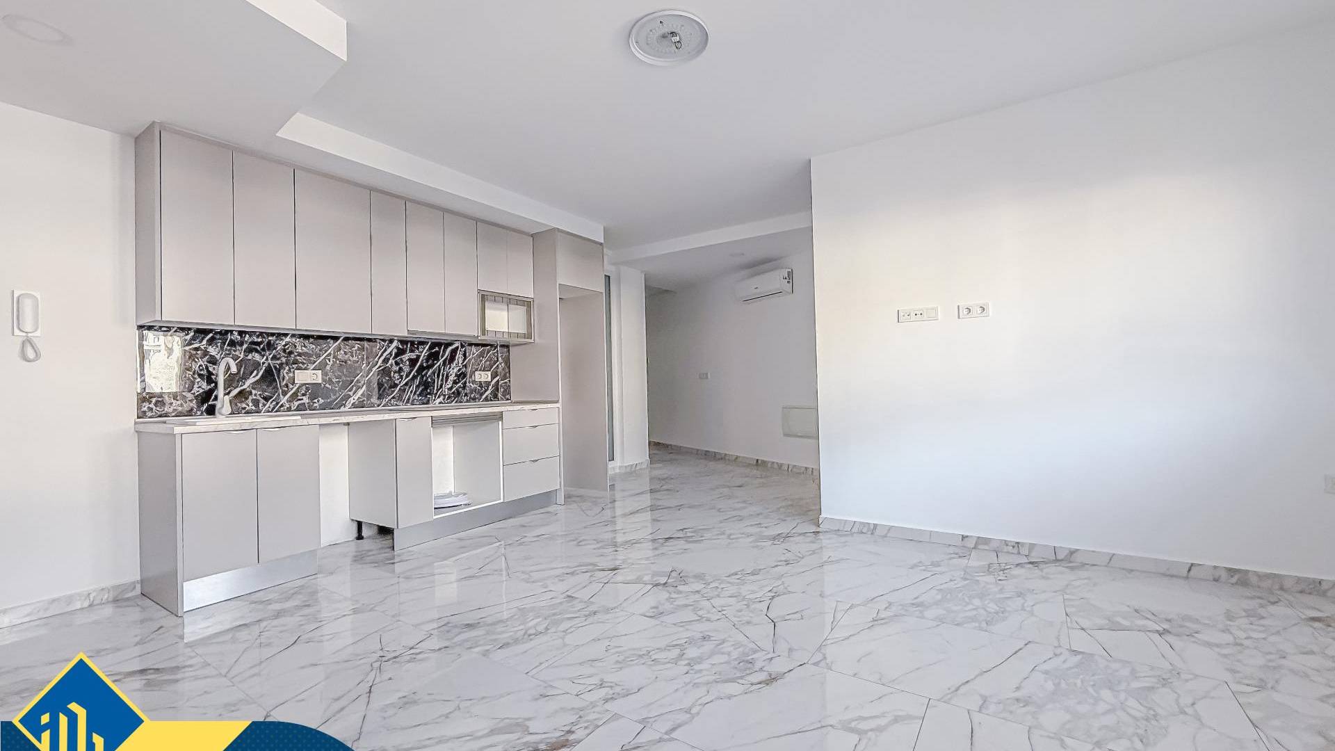 Second hand - Loft - Torrevieja - Playa de los Locos